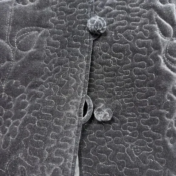 Vintage Quilted Black Velvet Mandarin Collar Jacket Women's Asian Inspired Coat - Picture 8 of 15